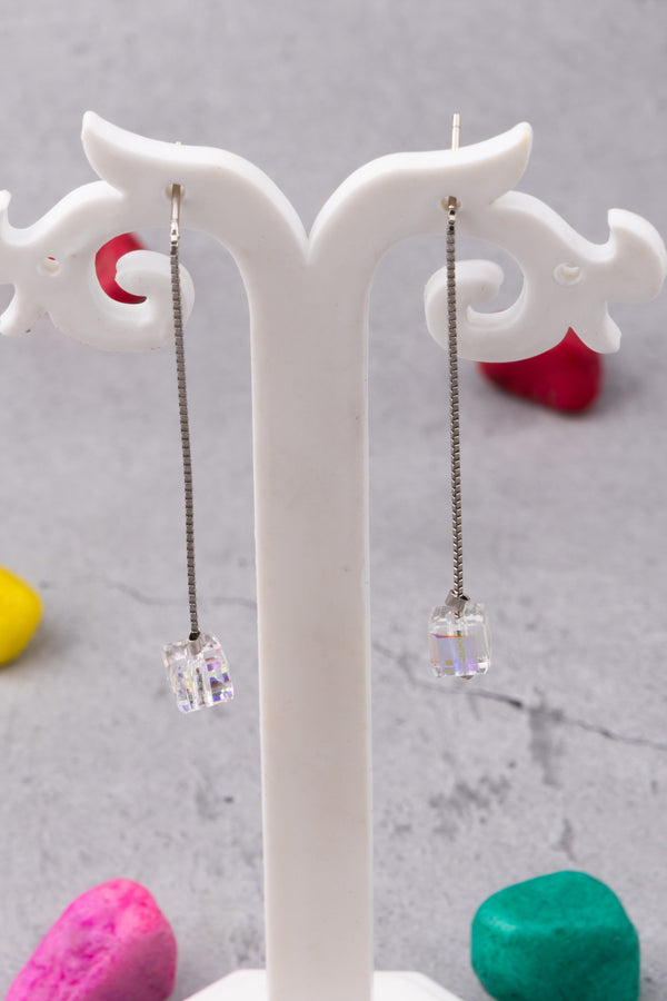 Crystal Cube Threader Earrings - Flâneur Global® | FG | 925 Fine Silver Jewelry & Accessories
