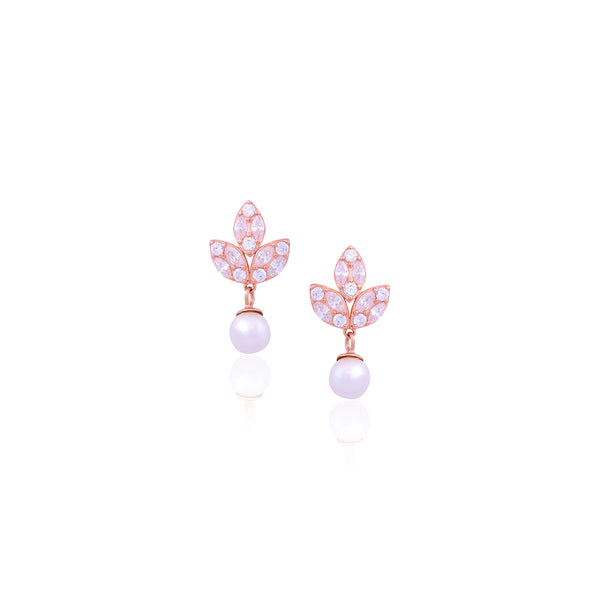 Silver Sparkling Petal Earrings - Flâneur Global® | FG | 925 Fine Silver Jewelry & Accessories