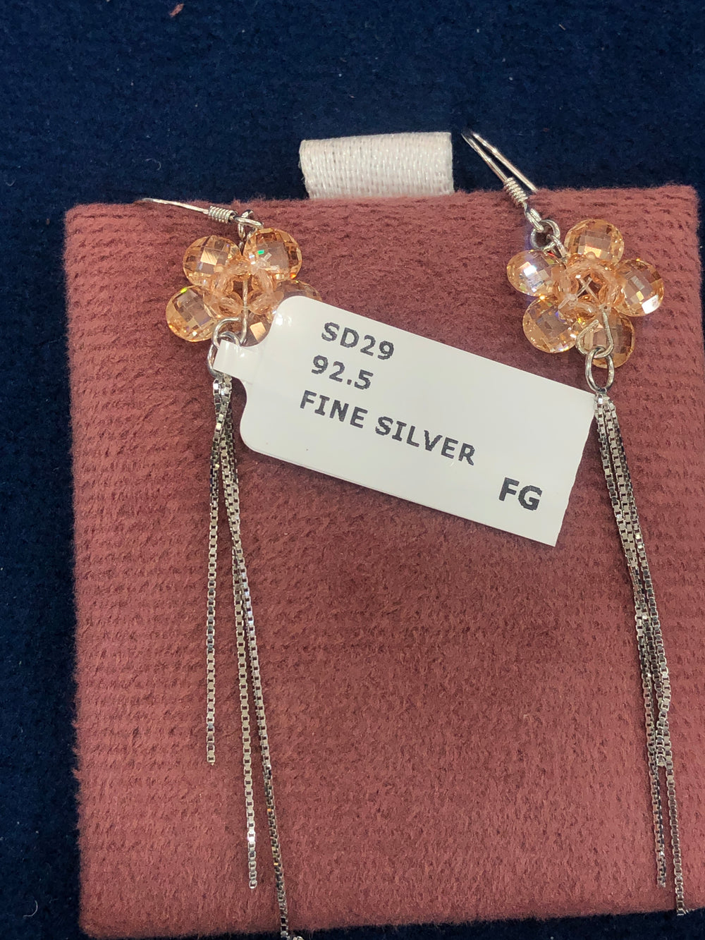 SAME EARRINGS BOX 40