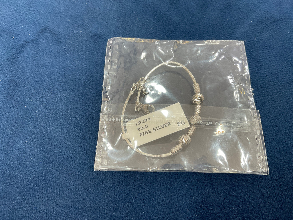 BRACELET WHITE  BOX 44