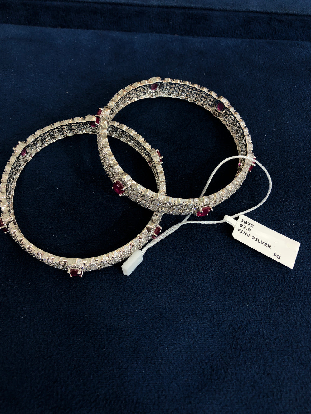 WOMEN'S BANGLES