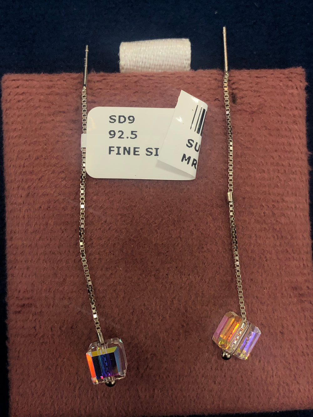 SAME EARRINGS BOX 40