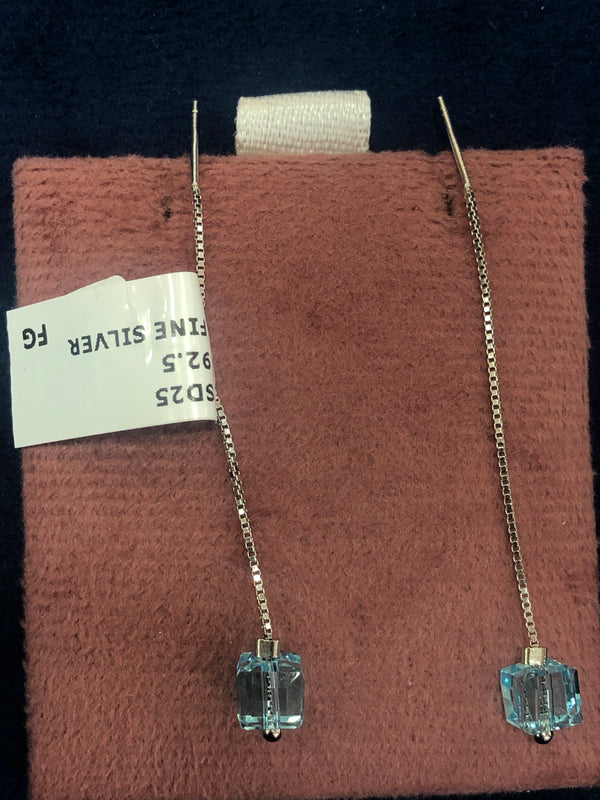 SAME EARRINGS BOX 40
