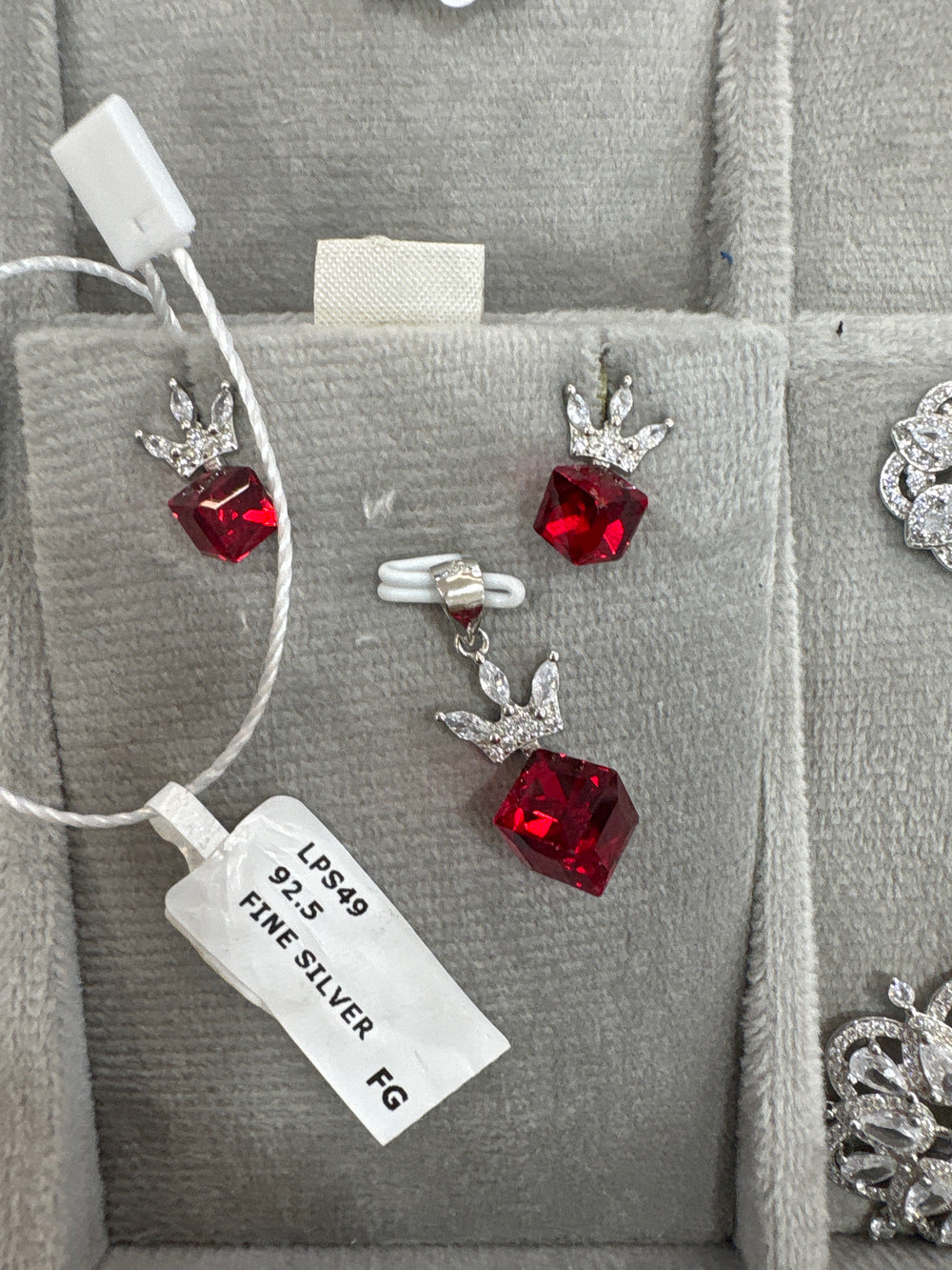 Women's Pendant sets