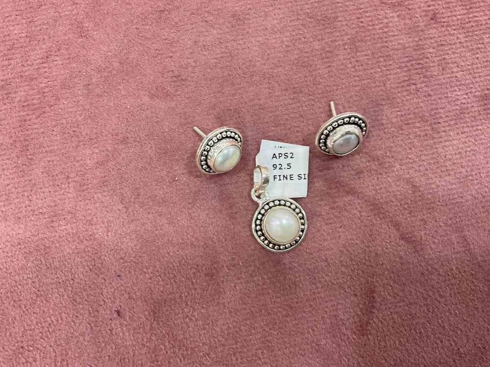 Women's Pendant sets