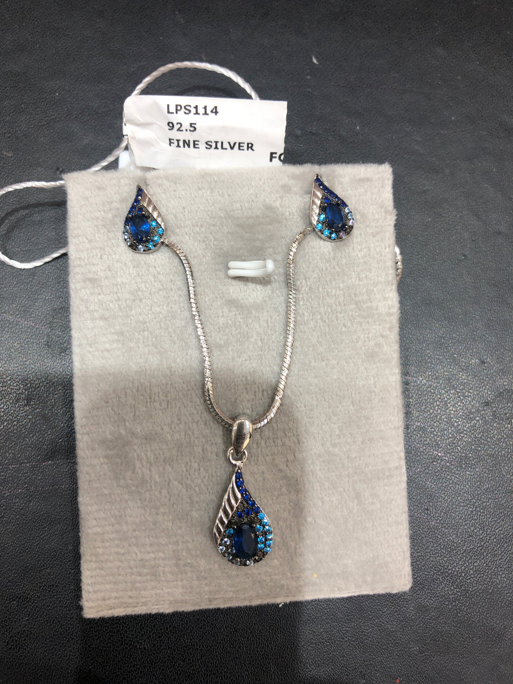 Women's Pendant sets