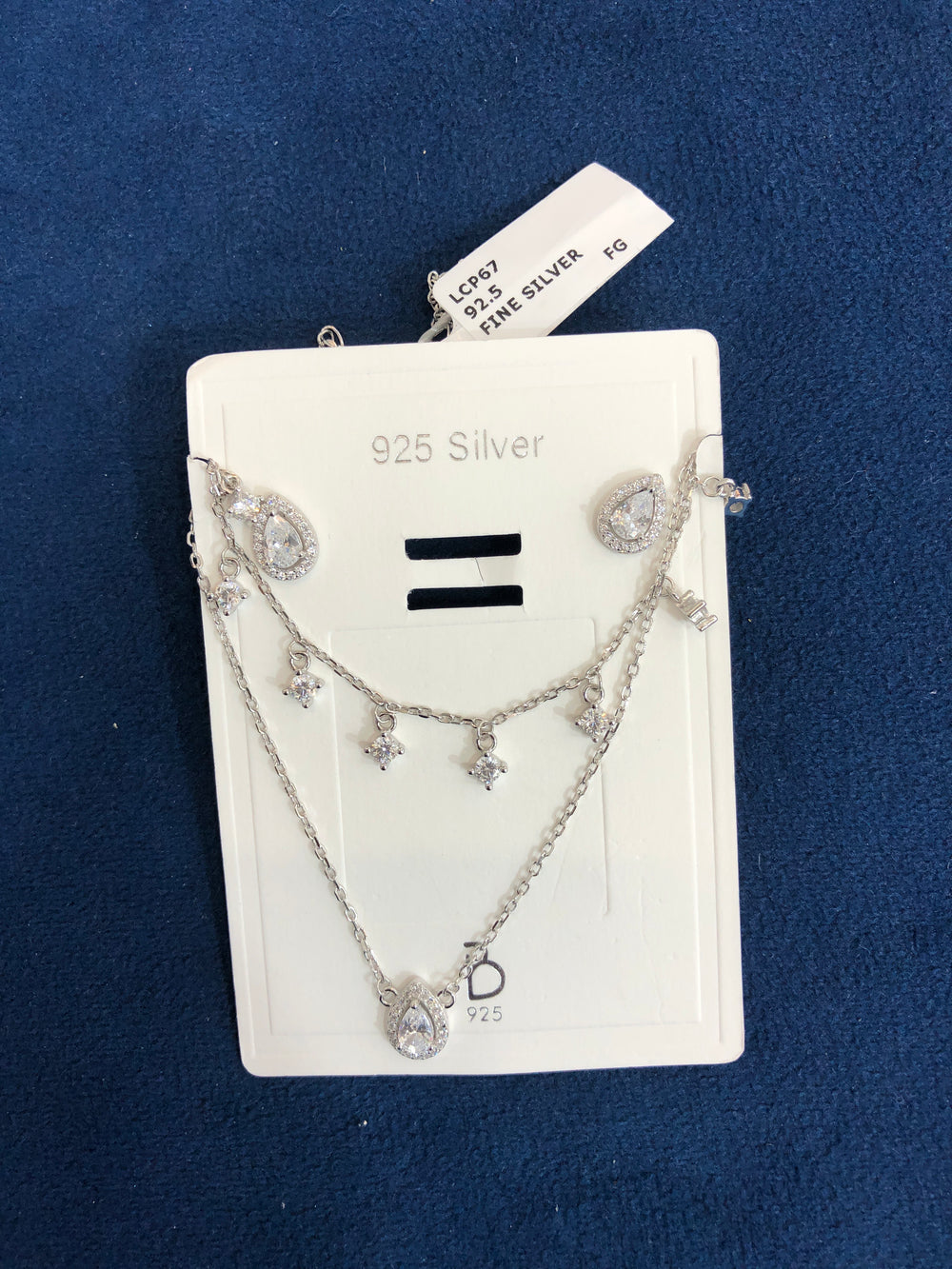 WOMEN'S PENDANT SET WITH CHAIN