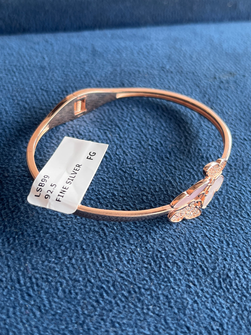 Women's Stiff Bracelet