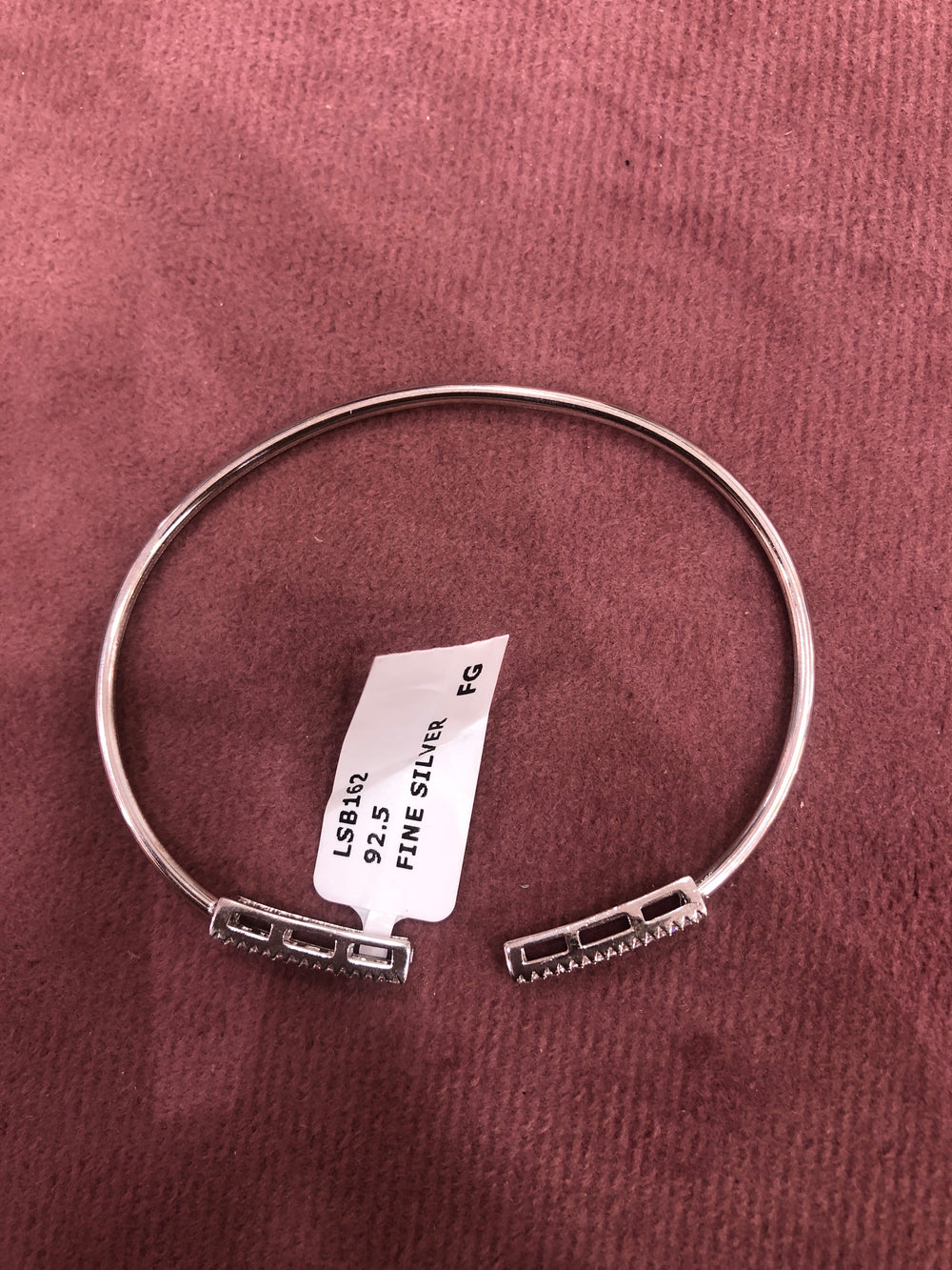 Women's Stiff Bracelet