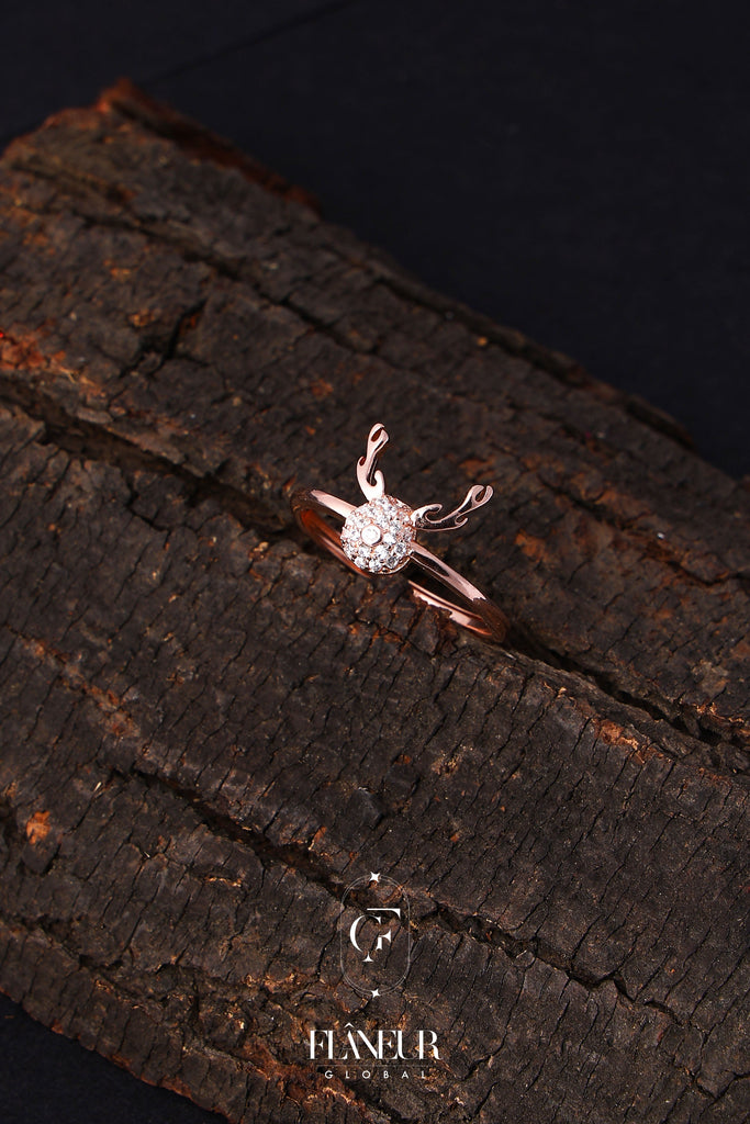 Rose Gold Reindeer Head Ring