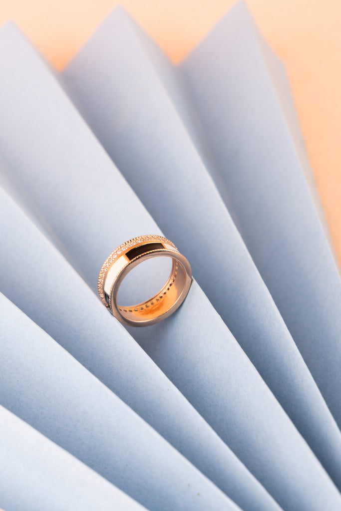 Gold Enamel Diamond Ring