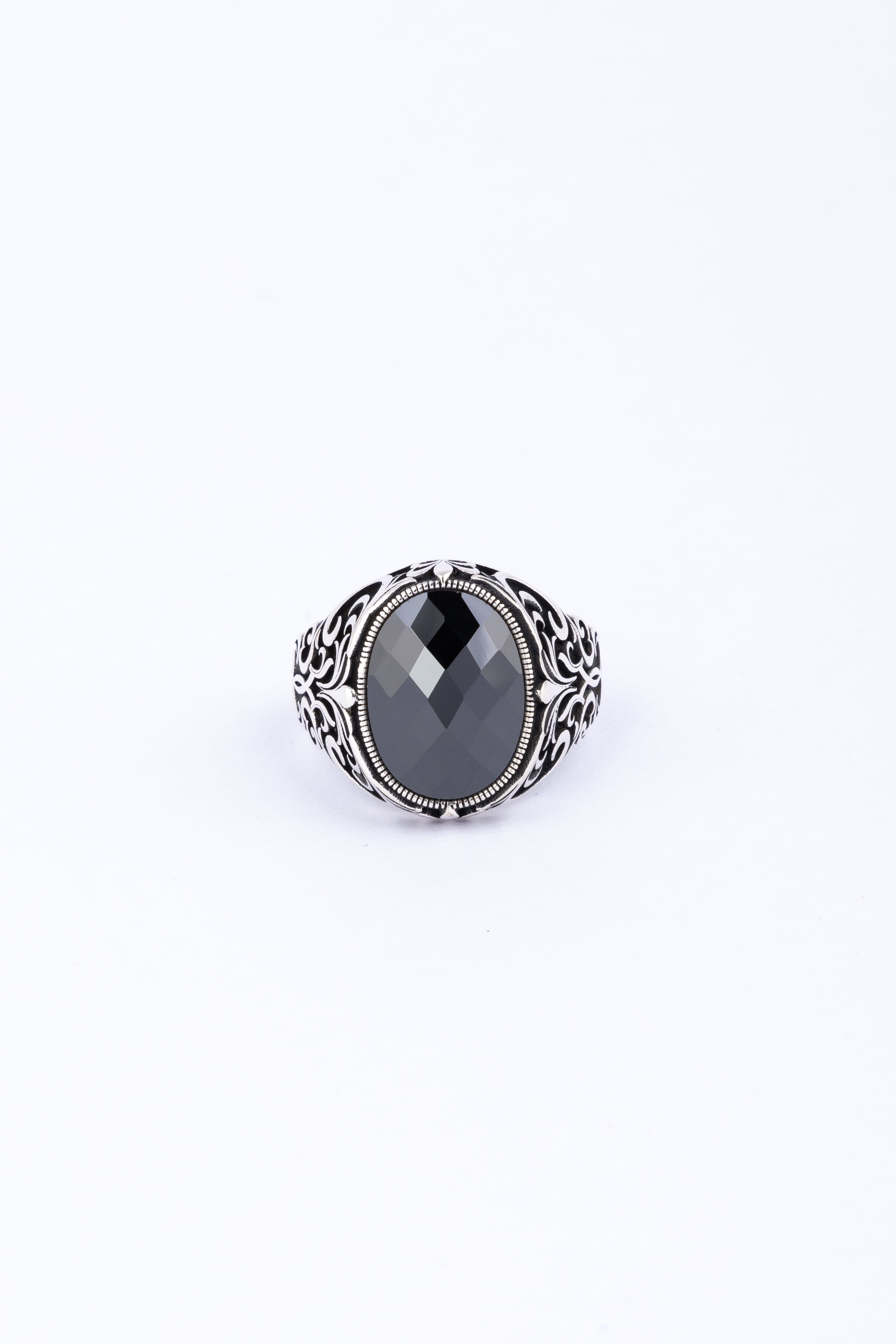 Black Onyx Signet Ring - Flâneur Global® | FG | 925 Fine Silver Jewelry & Accessories 