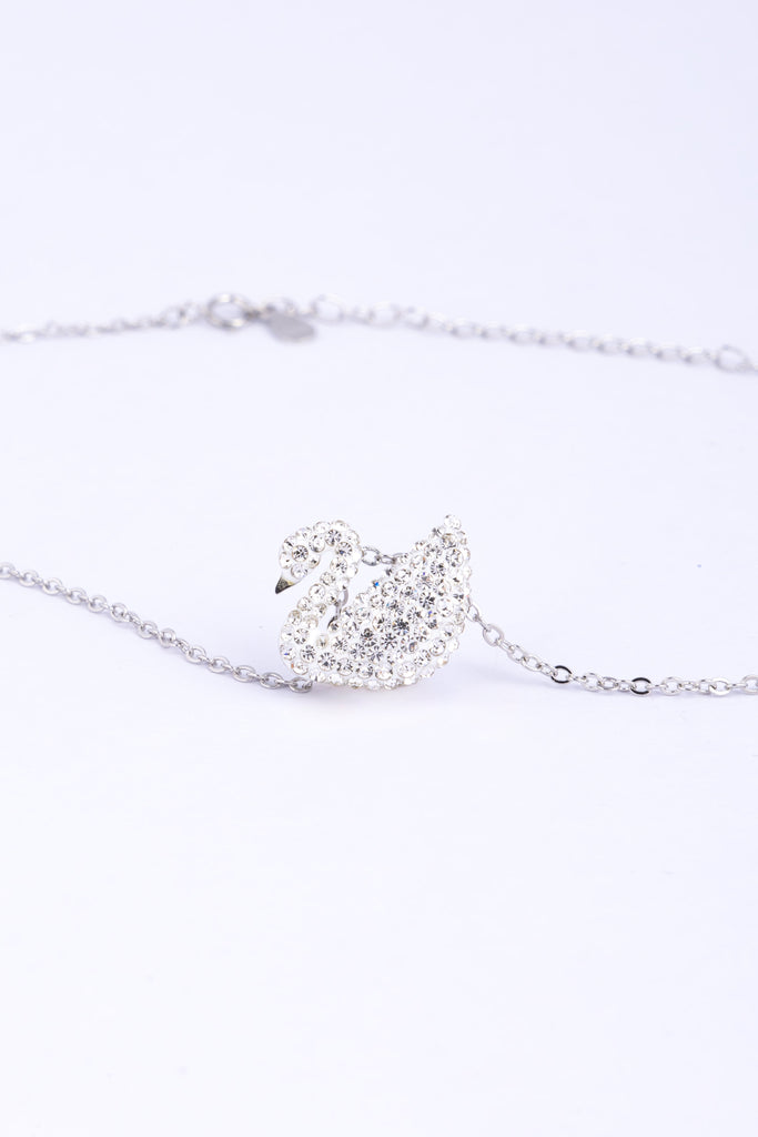 Elegant Swan Pendant Necklace