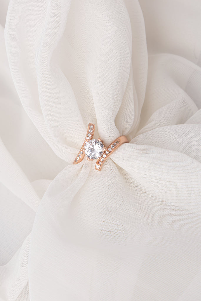 Rose Gold Curved Band Ring