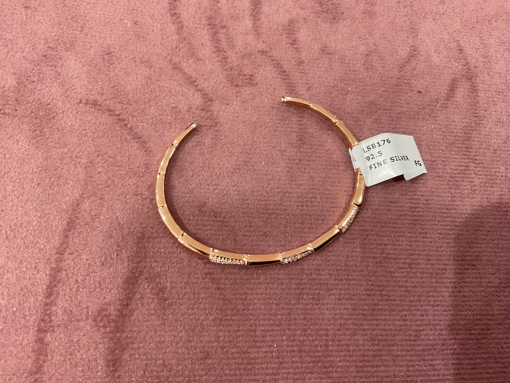 Women's Stiff Bracelet