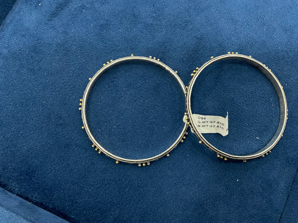 WOMEN'S BANGLES