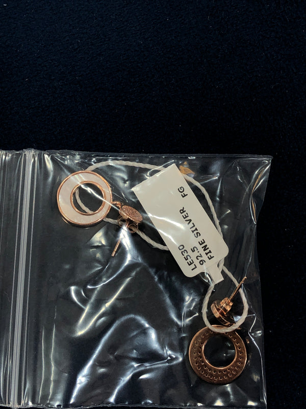 Ladies earrings