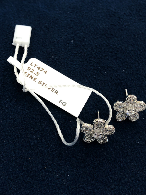 Ladies earrings