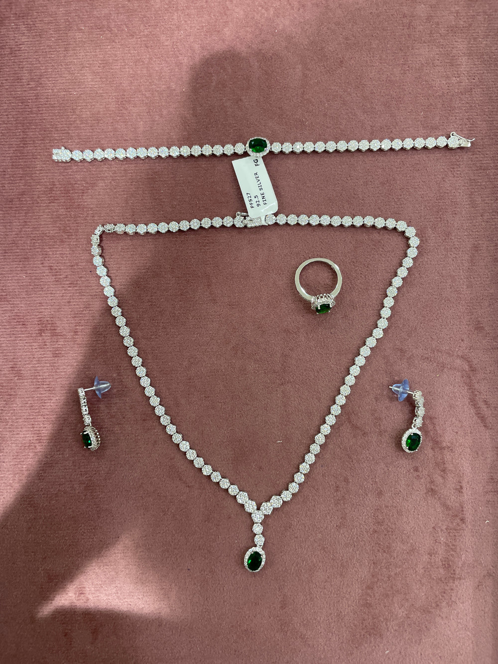 WOMEN'S NECKLACE