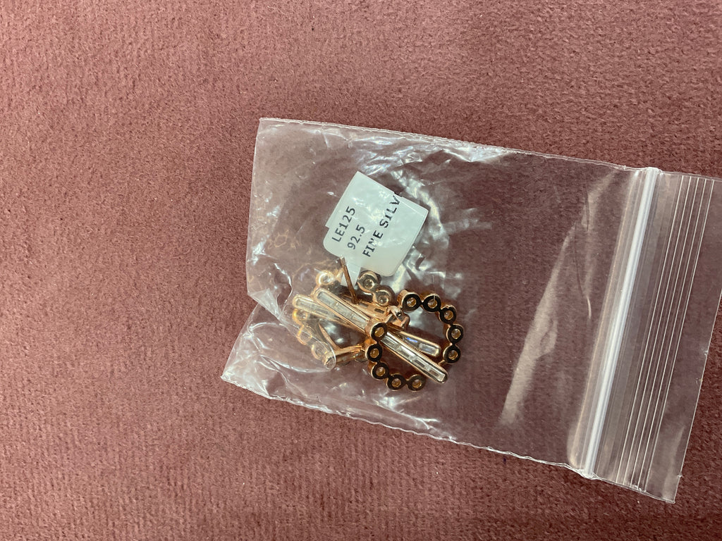 MOP EARRINGS BOX 24 Nav