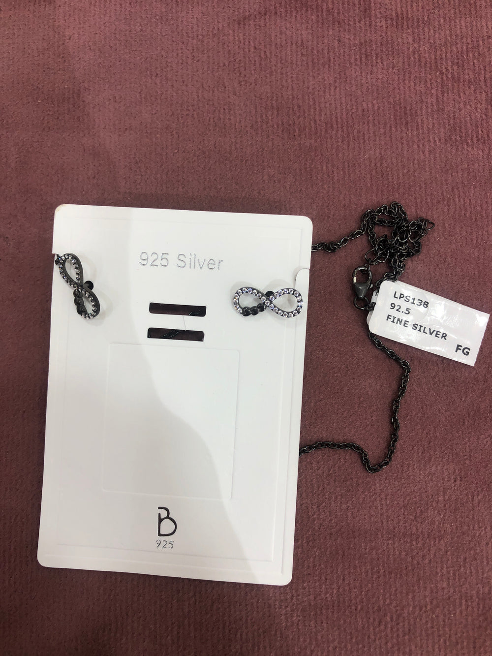 WOMEN'S PENDANT SET WITH CHAIN