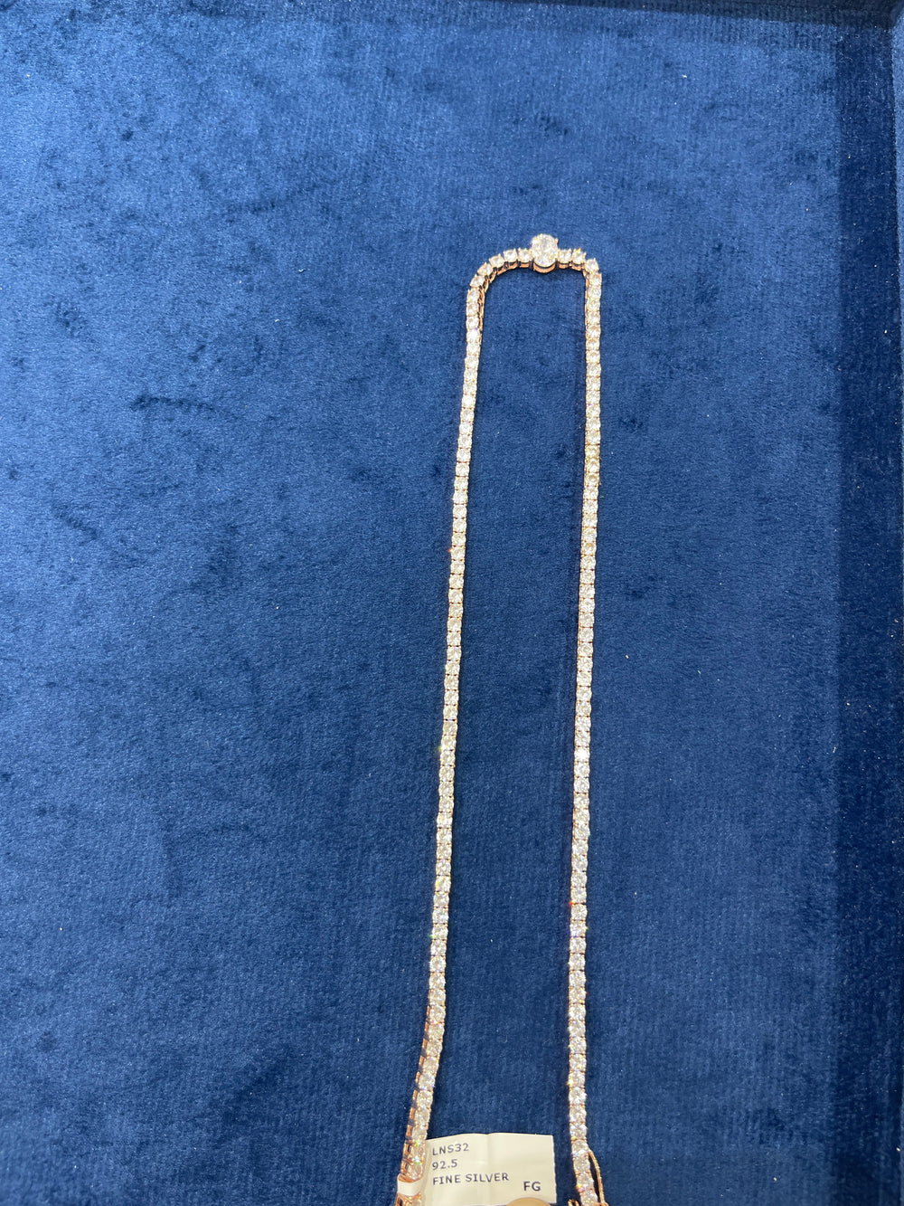 WOMEN'S NECKLACE