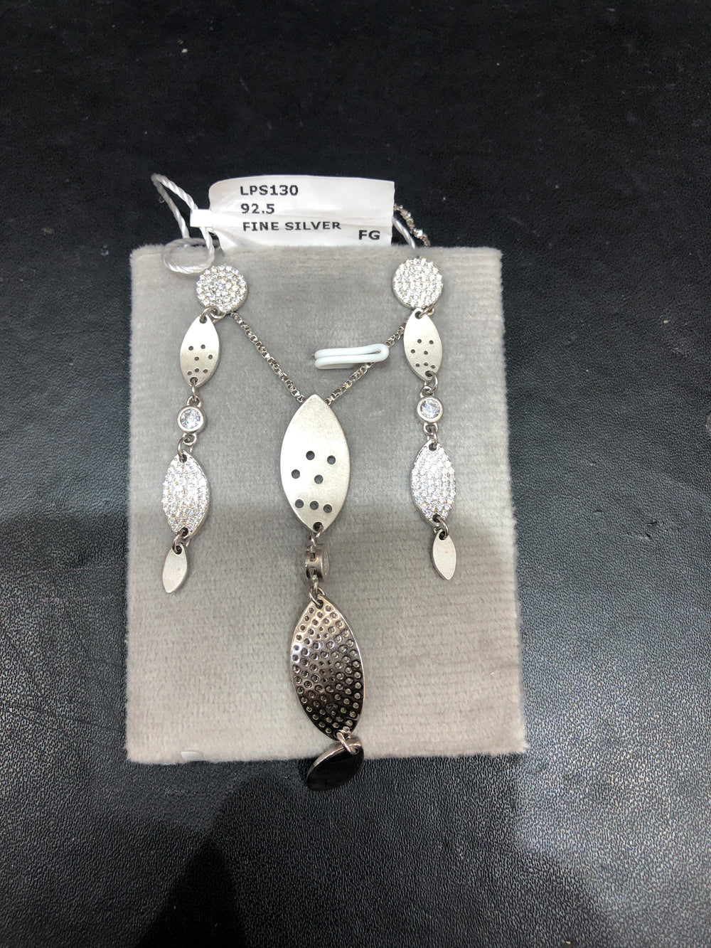 Women's Pendant sets