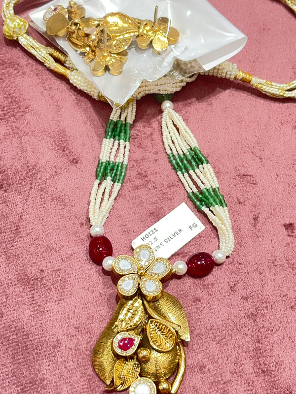 WOMEN'S NECKLACE