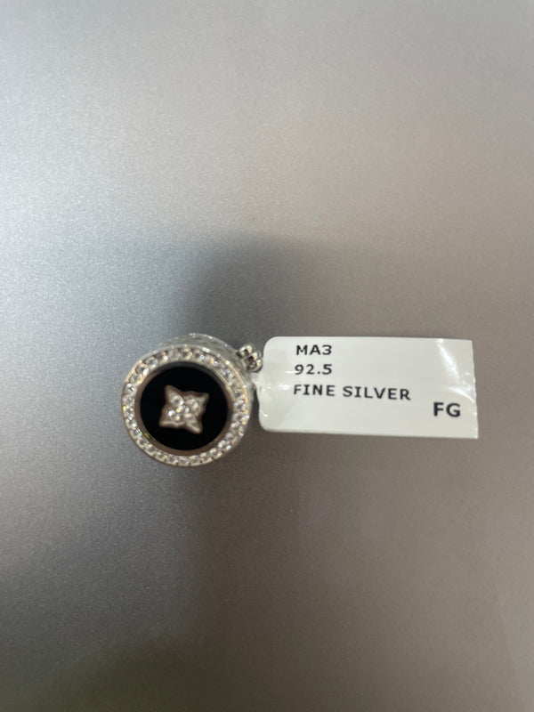 MEN'S KURTA BUTTONS & BUTTONS