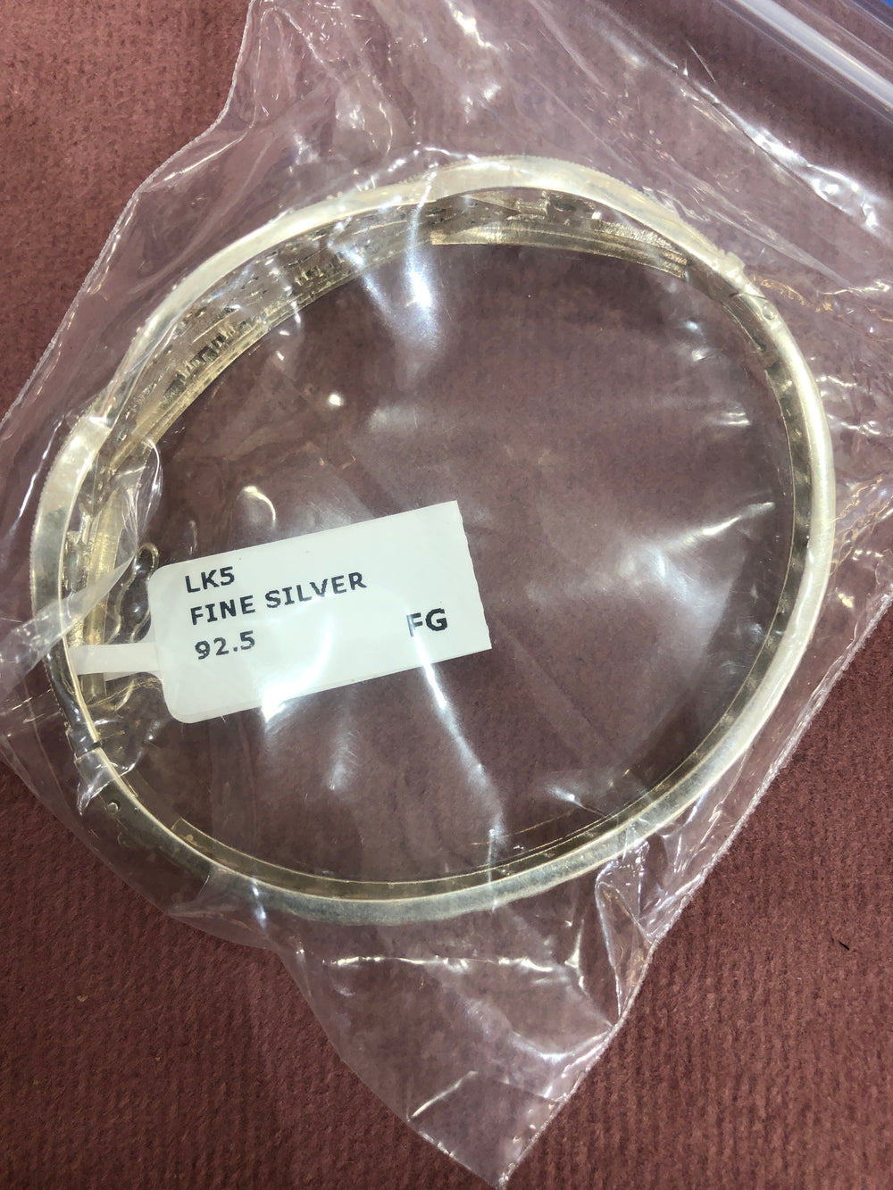 Women's Stiff Bracelet