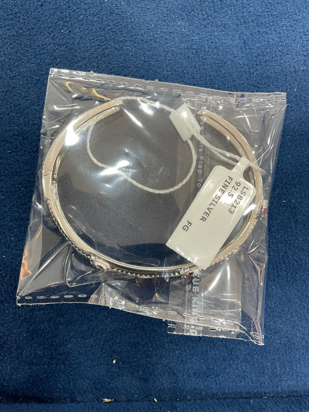 Women's Stiff Bracelet