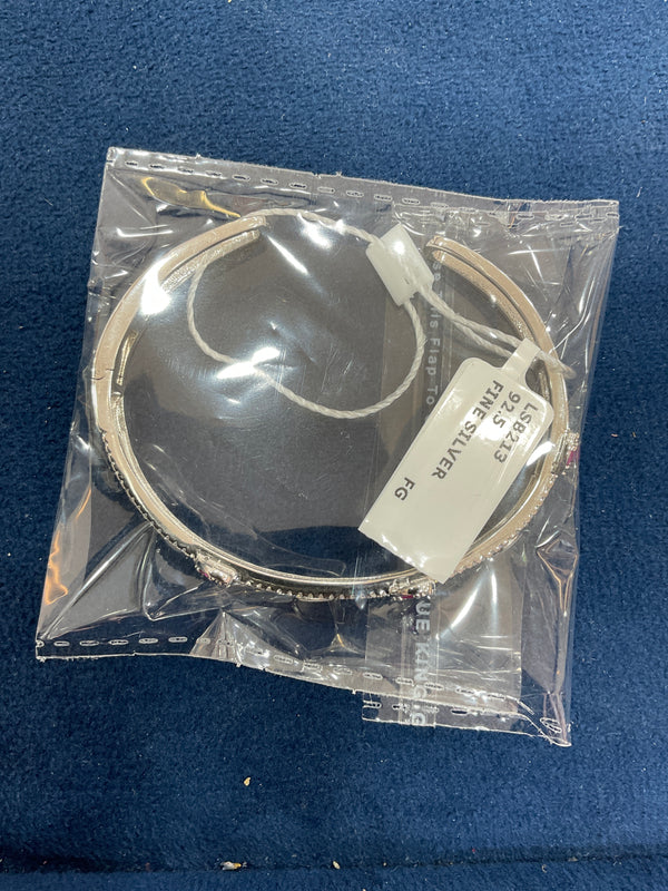 Women's Stiff Bracelet