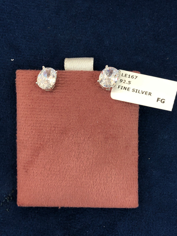 SAME EARRINGS BOX 40
