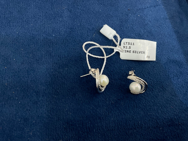 LADIES EARRINGS