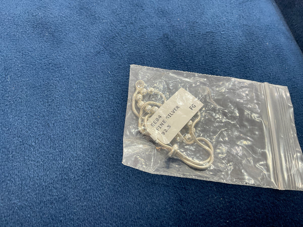 BRACELET WHITE  BOX 44