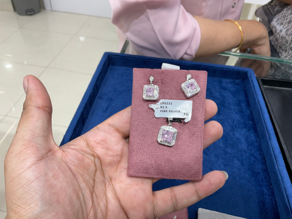 Women's Pendant sets