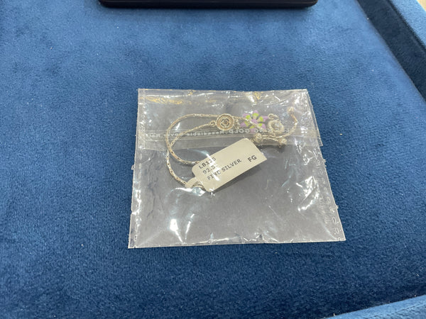BRACELET WHITE  BOX 44