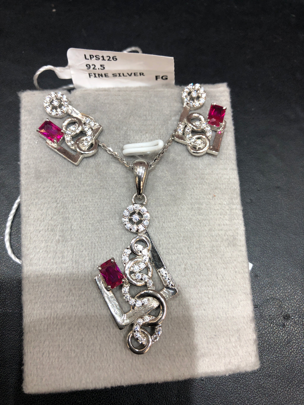 Women's Pendant sets