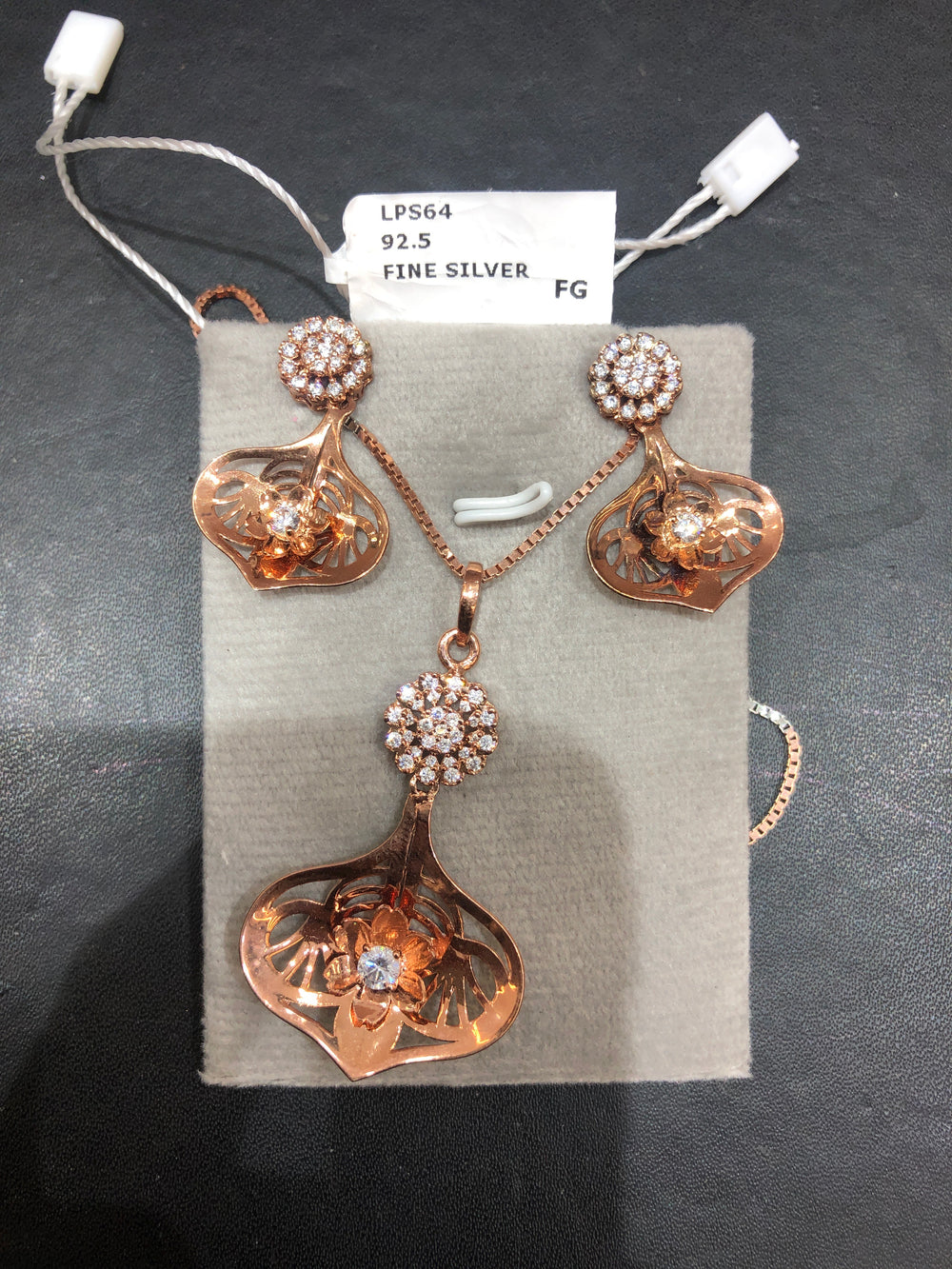 Women's Pendant sets