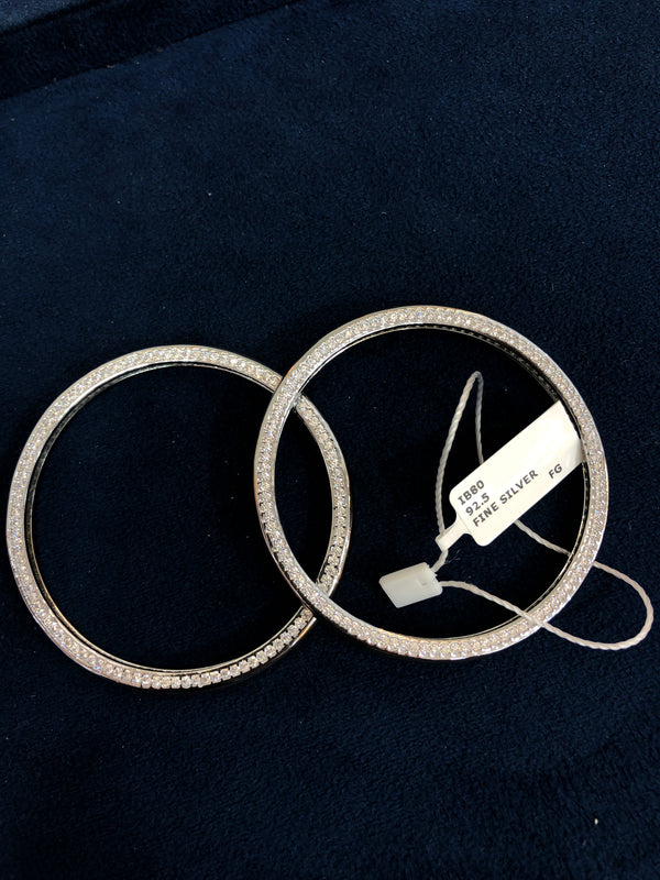 WOMEN'S BANGLES