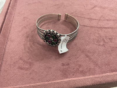LADIES SINGLE KADA BOX 55