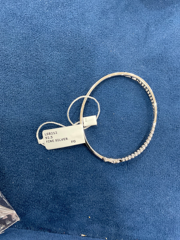 Women's Stiff Bracelet