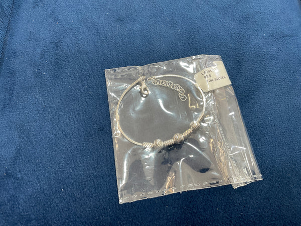 BRACELET WHITE  BOX 44