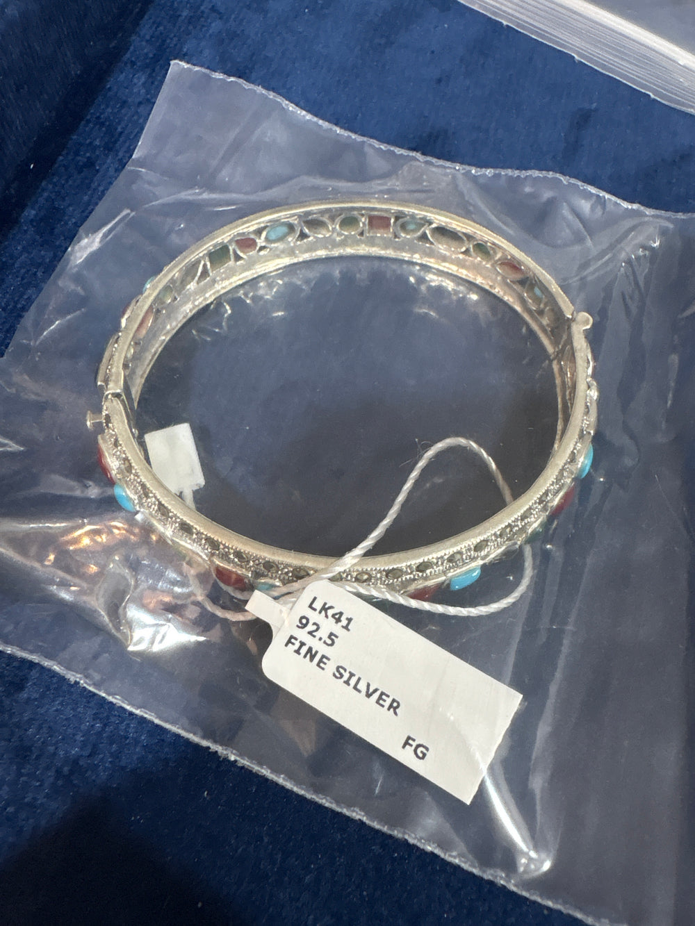 Women's Stiff Bracelet