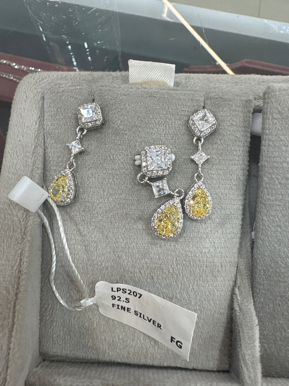 Women's Pendant sets