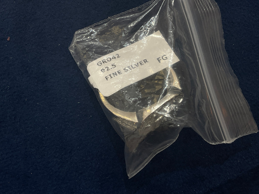 Man’s rings box 17