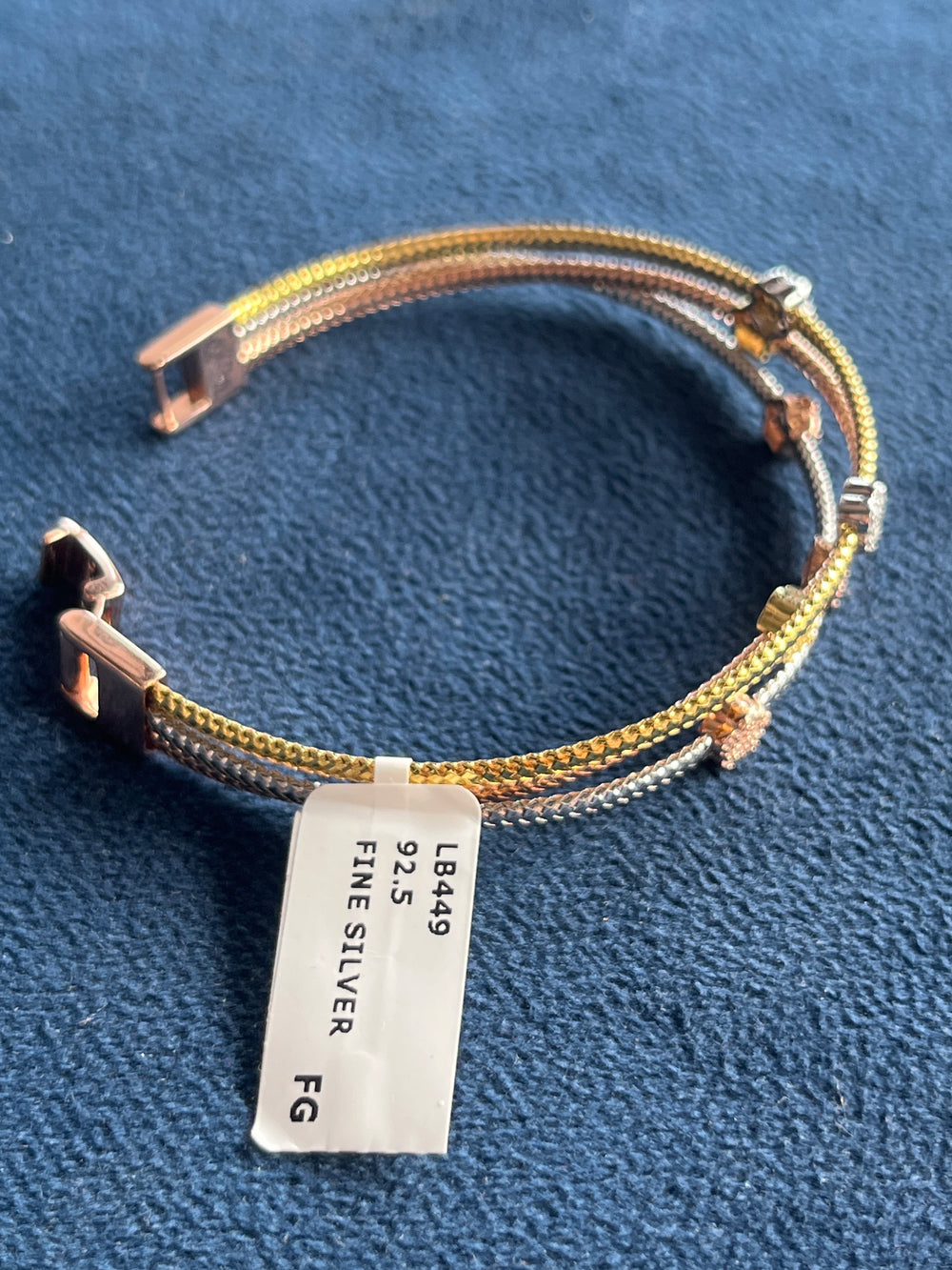 Women's Stiff Bracelet