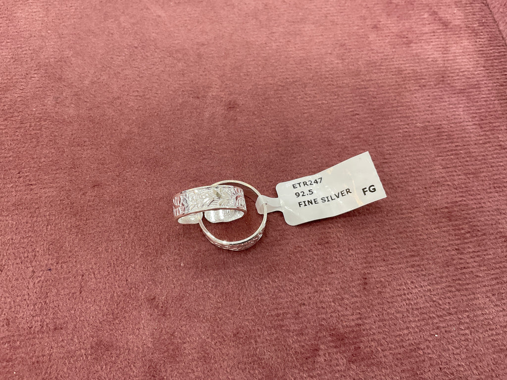 TOE RING WHITE 54