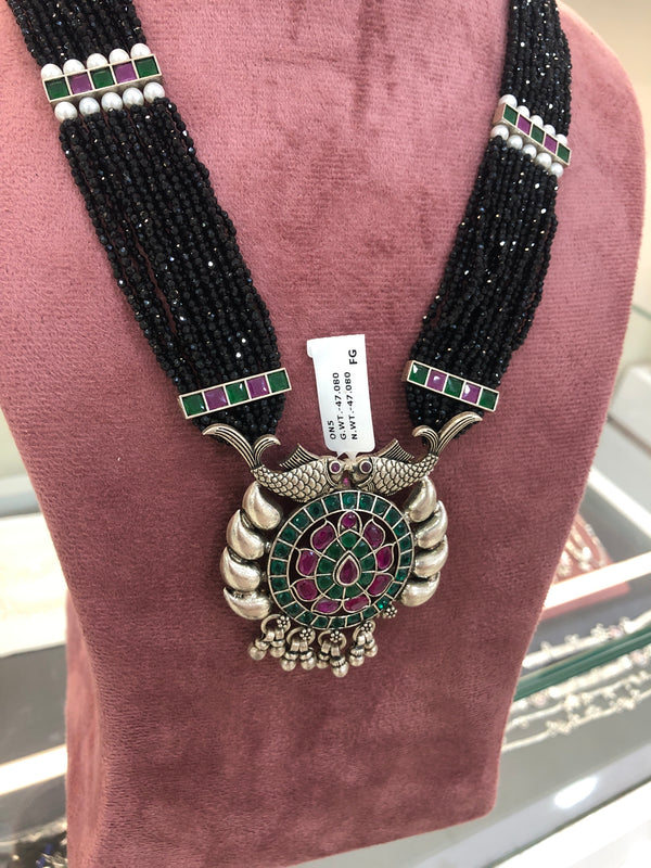 WOMEN'S NECKLACE