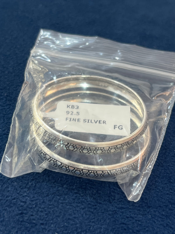 KIDS BANGLES BOX 9